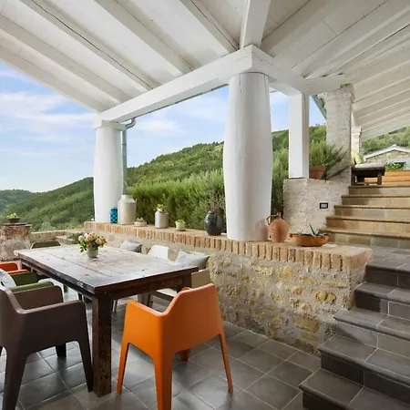 Vila Peteh Bencani