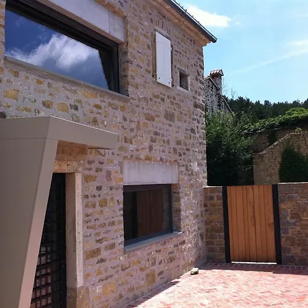 Peteh Villa