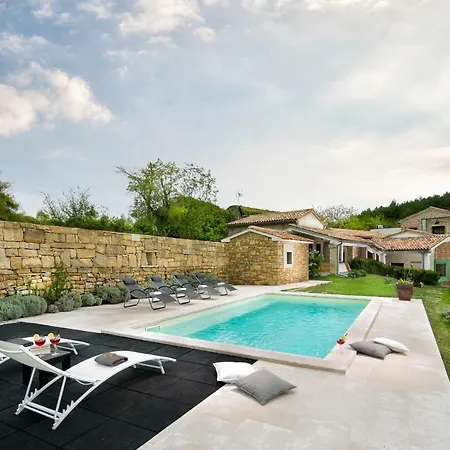 Peteh Villa