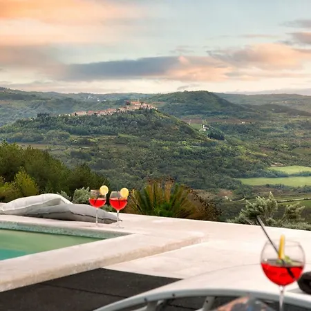 Peteh Villa Bencani